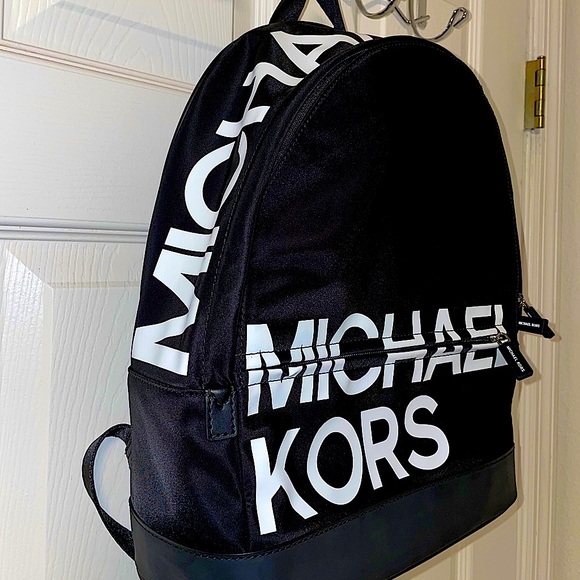 Michael Kors Handbags - Brand new!!! 🛍🔥👛